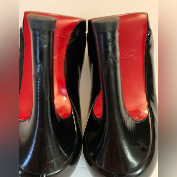 Christian Louboutin Simple Pumps Black Patent Leather Heels Size 37 1/2 or 7.5 - Picture 7 of 15